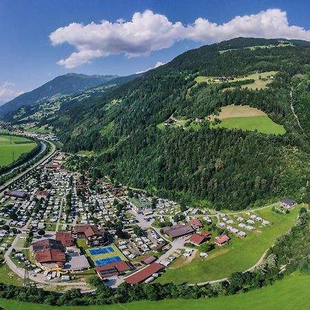 Chalet - Direkt Am 5 Sterne Campingplatz Aufenfeld Im Zillertal Mit Hallenbad Und Sauna Aschau Im Zillertal Экстерьер фото