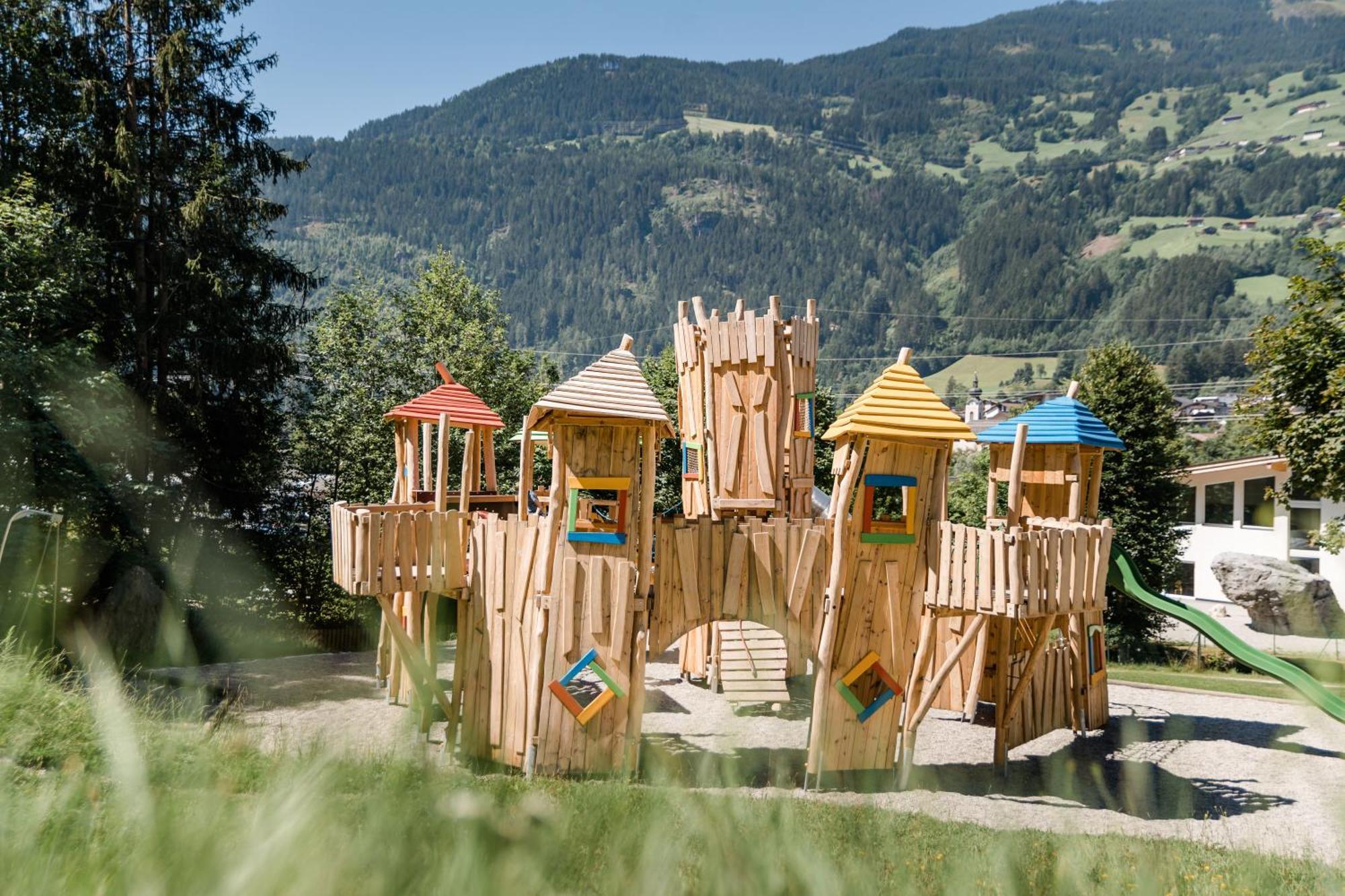Chalet - Direkt Am 5 Sterne Campingplatz Aufenfeld Im Zillertal Mit Hallenbad Und Sauna Aschau Im Zillertal Экстерьер фото